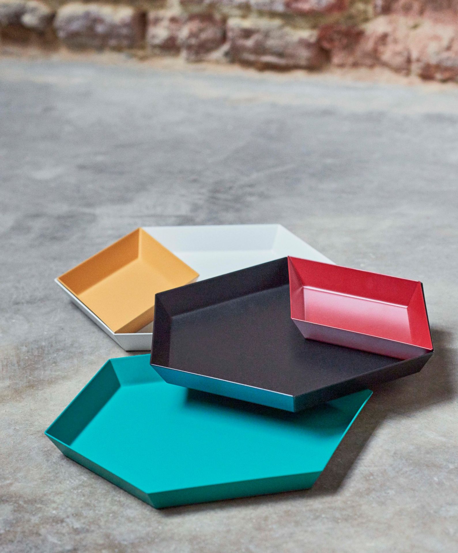 送料無料 店舗 Kaleido 503961 HAY | grey | PIECES SINGLE Hay Grey XL Tray キッチン収納・ラック